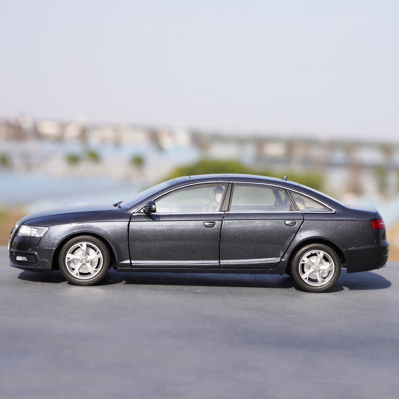Original factory 1:18 VW Audi A6L 2009 diecast car model for birthday gift, promotion gift