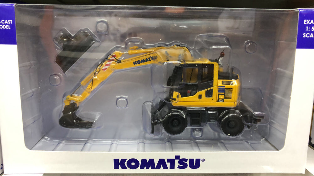 1/50 Zinc alloy UH 8083 Komatsu PW148-10 diecast Wheeled Excavator model with Standard and Ditching Bucket