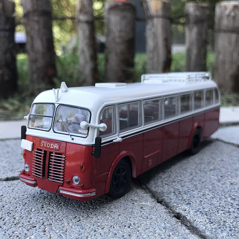 Original factory 1:64 Beijing No. 5 bus model  trailer bus toy model for gift, collection