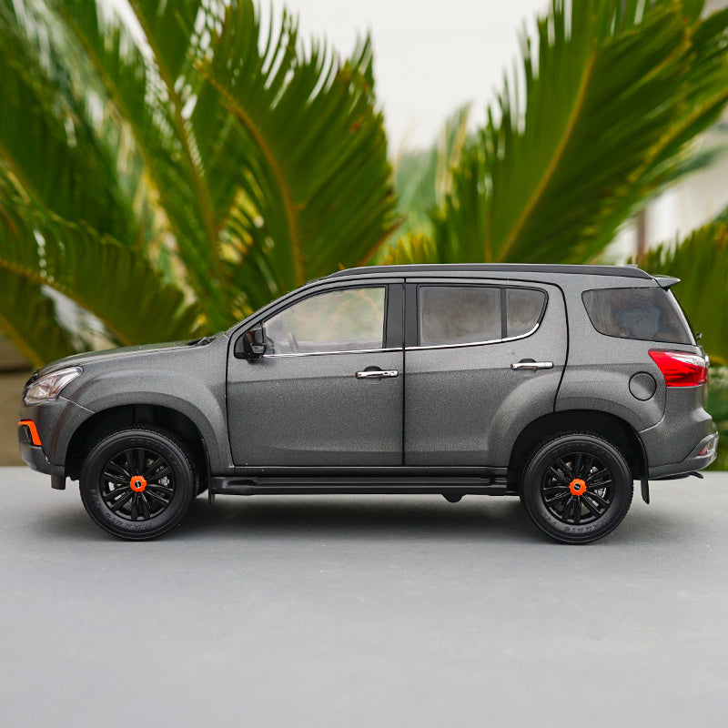 Isuzu mux diecast model sale