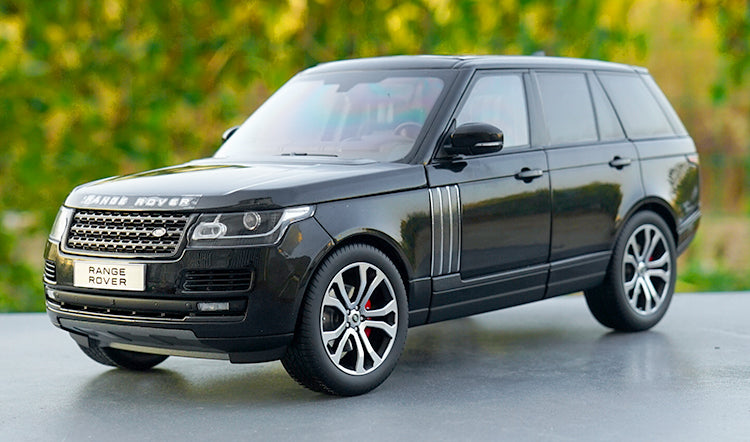 Original Authorized Authentic 1:18 Scale Diecast LCD Model Car Land Rover Range Rover SUV Metal Classic Toy Car Miniature for christmas/Birthday gift, collection