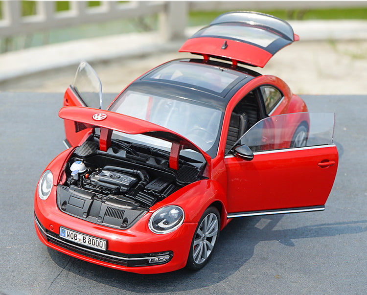 Original Authorized Authentic 1/18 Scale VW NEW BETTLE car model of children's toy classic car miniatures