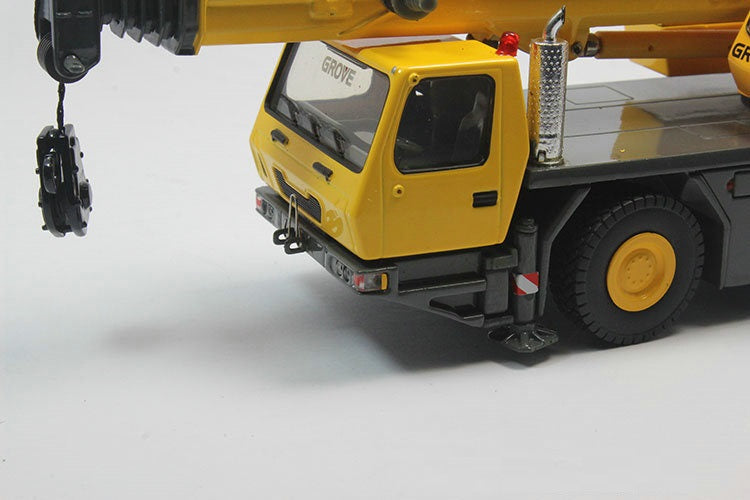 Original Authorized Authentic Rare Alloy Model Gift TWH 1:50 Scale Grove GMK3055 Crane Truck Engineering Vehicles Diecast Toy Model For Collection,Decoration