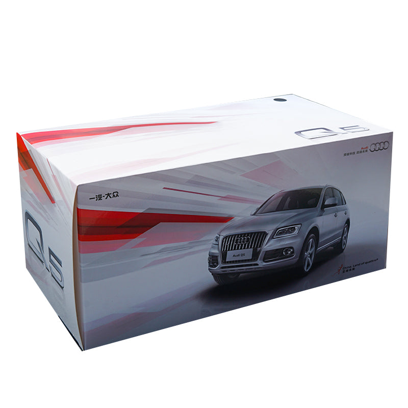 Original Authorized factory 1:18 Audi Q5 New Q5 car model,Classic toy Audi Q5 2015 Versin toy car Models for gift
