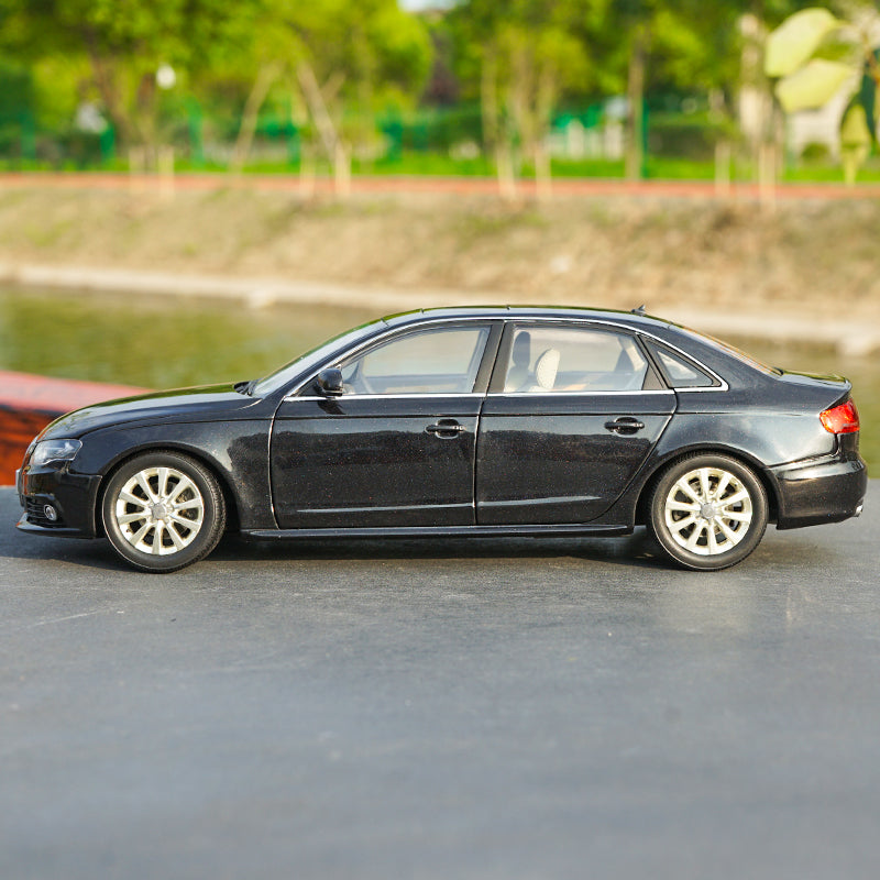 Original Authorized factory diecast 1:18 Audi A4L 2010 Diecast Metal Classic toy car Models for gift, collection