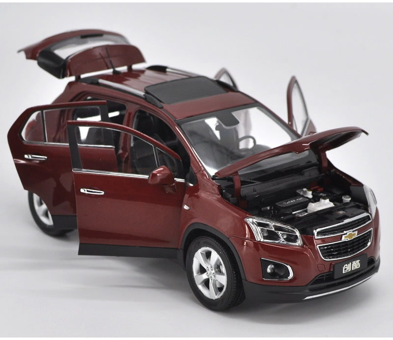 Original Authorized factory diecast 1:18 Chevrolet TRAX SUV Classic toy car Models for gift, collection