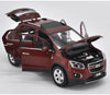 Original Authorized factory diecast 1:18 Chevrolet TRAX SUV Classic toy car Models for gift, collection