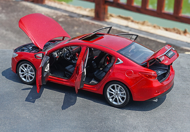 Original Authorized factory diecast 1:18 Diecast Mazda 6 Atenza Classic toy car Models for gift, collection