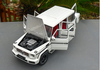 Original dealer version 1:18 Mercedes-Benz  G-Klasse G500 Benz G500 Diecast SUV car model with small gift