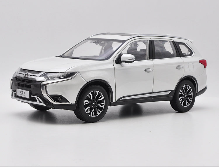 Mitsubishi outlander sale diecast model