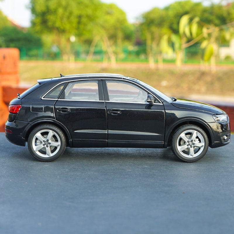 Audi q3 miniature hotsell model