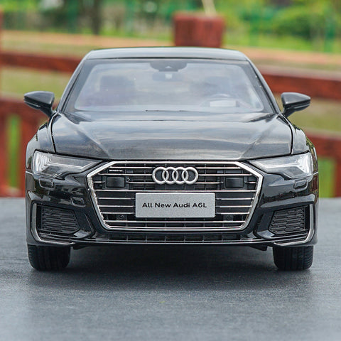 アウディ　A6L 1/18 1/18 Dealer Edition 2019 Audi A6 A6L (Black) Diecast Car Model