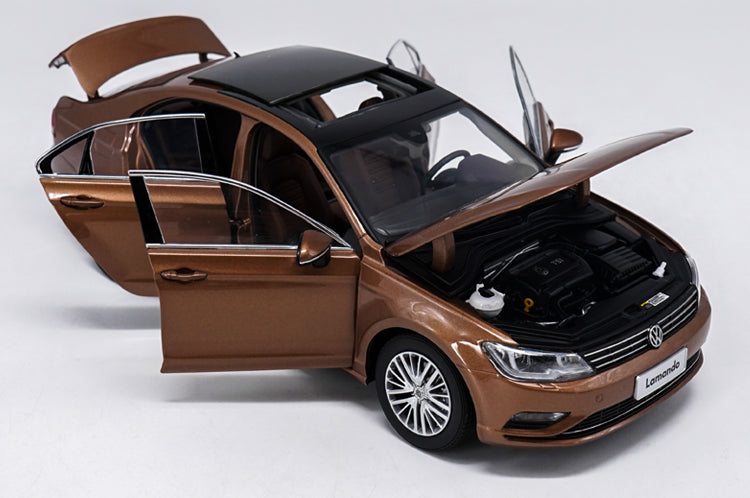 Original factory 1:18 Volkswagen Lamando 2015 Diecast Metal car model with small gift