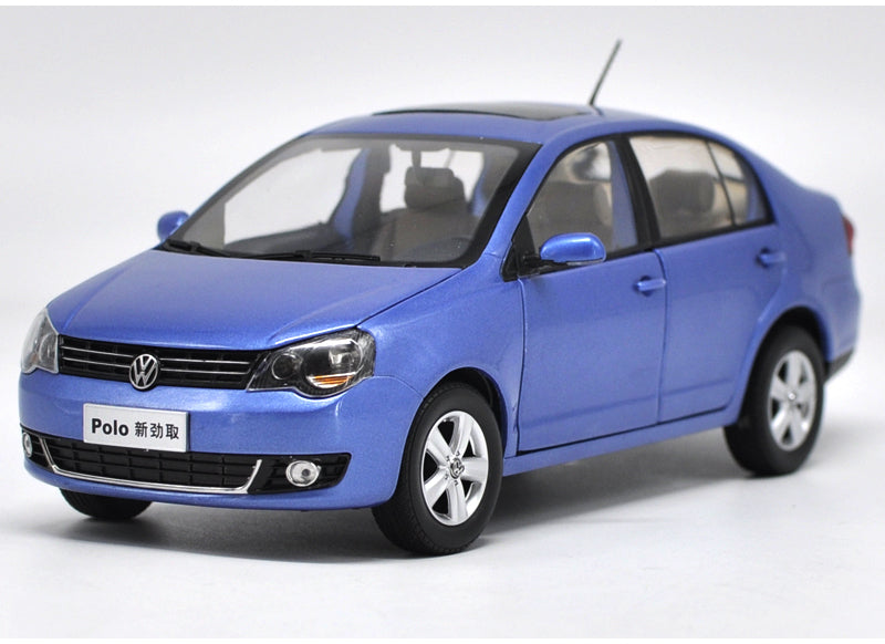 Original factory 1:18 Volkswagen VW NEW Polo Jinqu Gray  Sedan classic toy models for Birthday/christmas gifts, collection