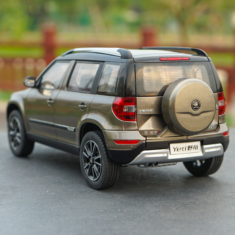 Promotion sale! 1:18 Volkswagen skoda YETI off-road vehicle SUV classic diecast car models for gifts, collection