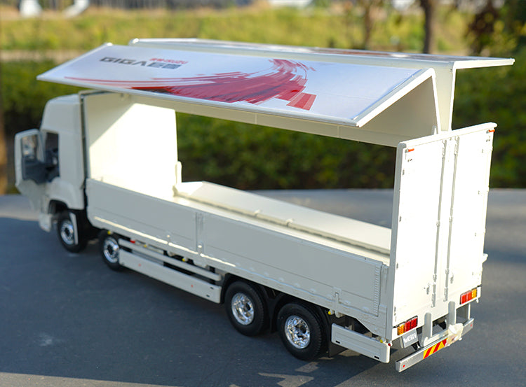Original factory 1:32 ISUZU GIGA 4X2 Van Express Container Truck Vehicles Models for collection, gift