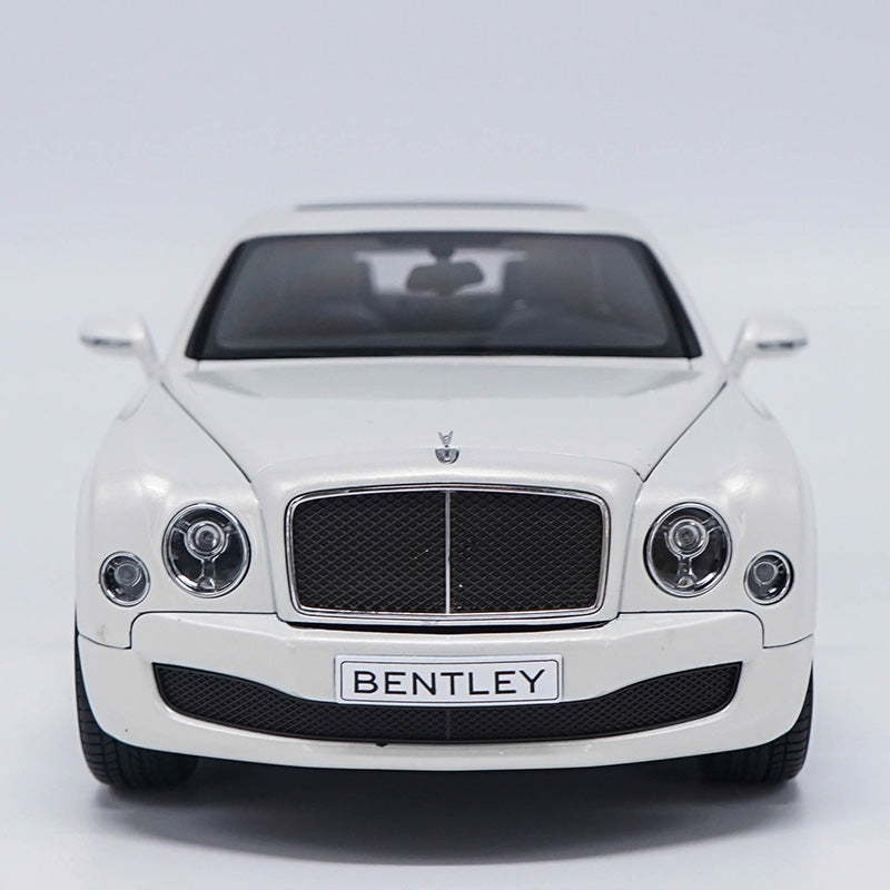 Original factory authentic 1:18 kyosho BENTLEY Mulsanne diecast collectible car model with small gift