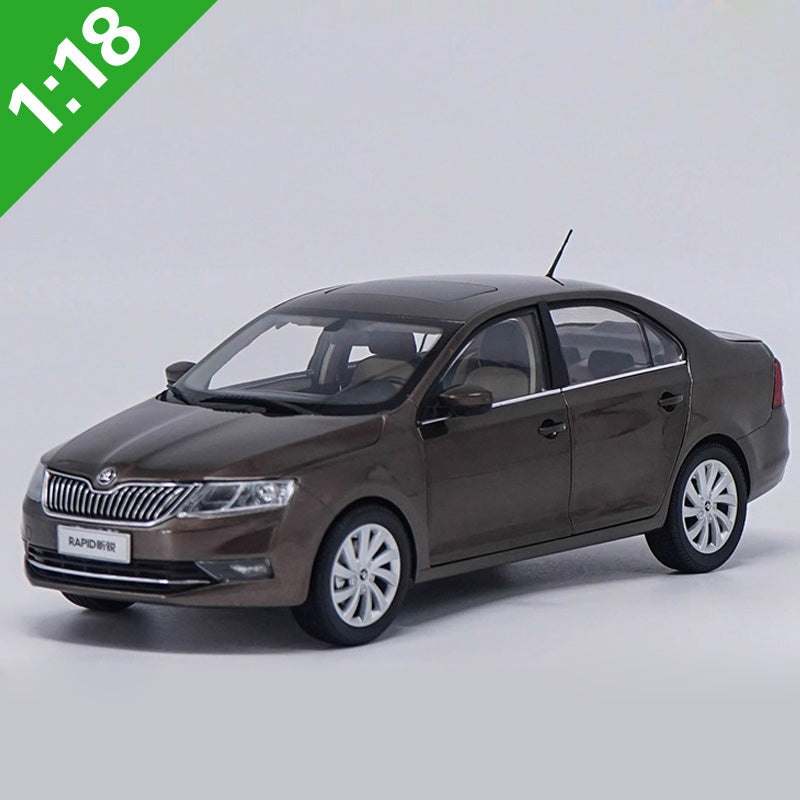 Promotional sale ! quality diecast 1/18 Skoda Rapid alloy Diecast Metal Classic toy Car Models for Birthday/christmas gifts, collection