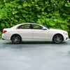 Original factory exquisite diecast 1:18 Mercedes-Benz Benz Eseries E-Klasse E300 car model for gift