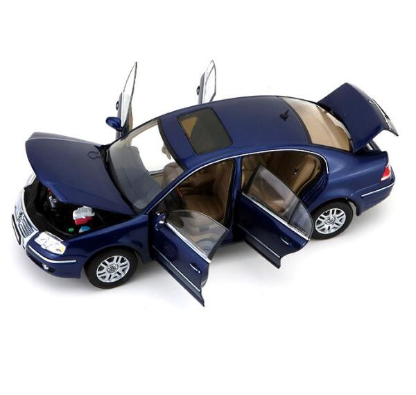 1:18 Volkswagen VW Passat B5 Diecast Model Car