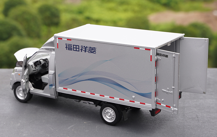 Original Authentic 1:18 Futian Xiangling V1 Diecast van micro truck model for promotional gift, toys