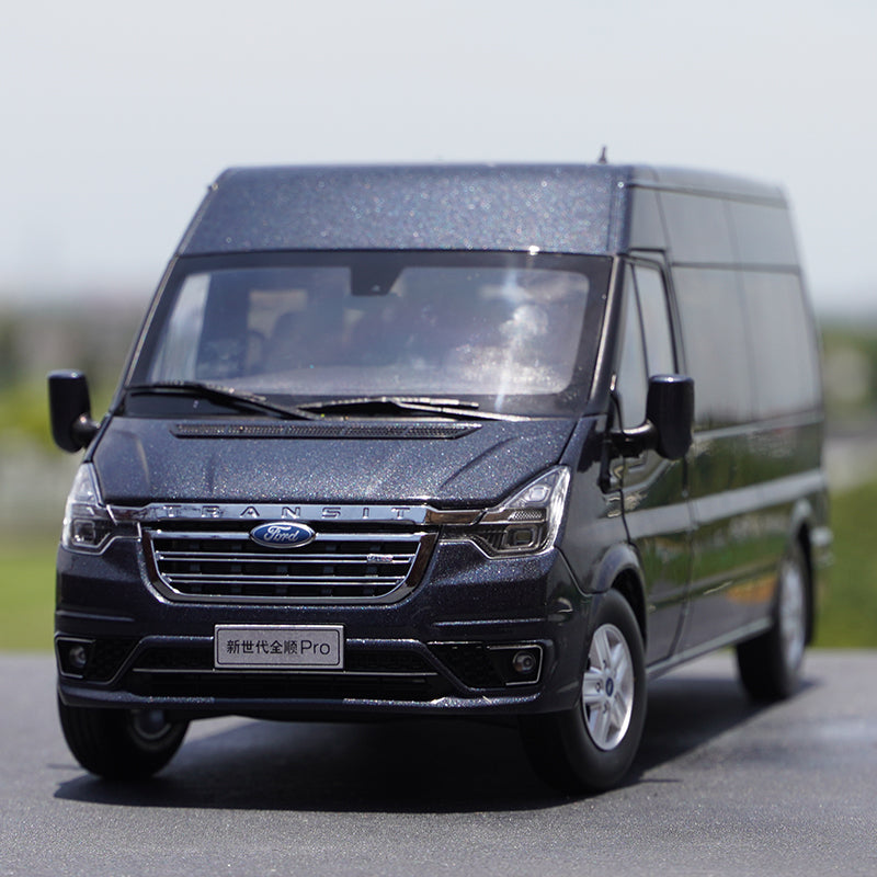 Original factory 1:18 Jiangling Ford New Generation Quanshun Pro Diecast Transit commercial vehicle van model for collection, gift