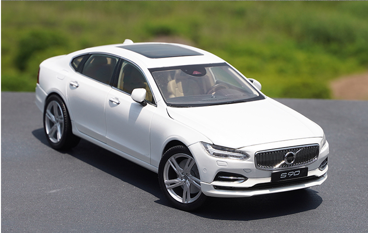 1 18 Volvo S90 luxury sedan alloy car model