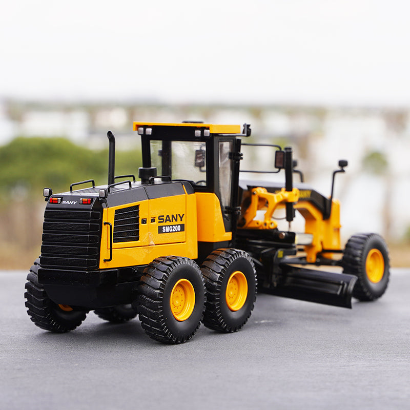 Original 1:35 SANY SMG200 diecast grader alloy engineering model for gift, collection