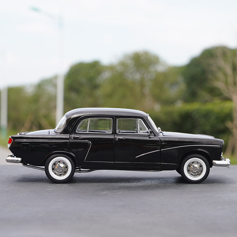 Original factory authentic 1:18 SH760 Roadster Parade car 1964