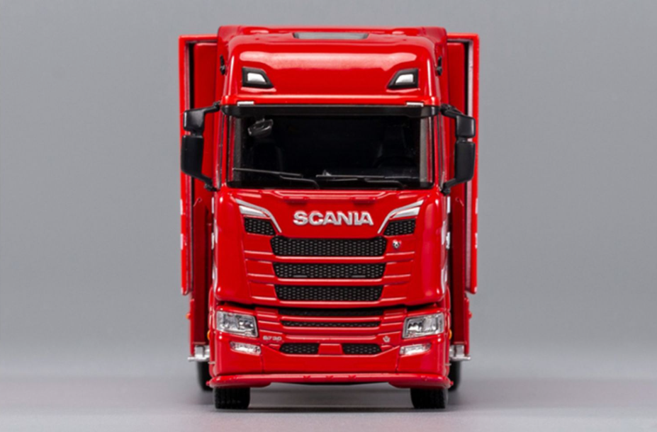 1:64 GCD Scania S730 double decker transporter trailer model