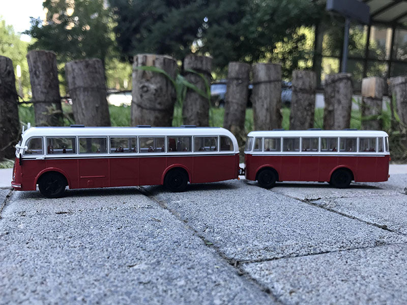 Original factory 1:64 Beijing No. 5 bus model  trailer bus toy model for gift, collection