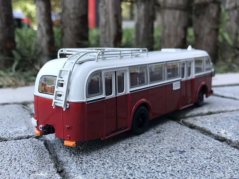 Original factory 1:64 Beijing No. 5 bus model  trailer bus toy model for gift, collection