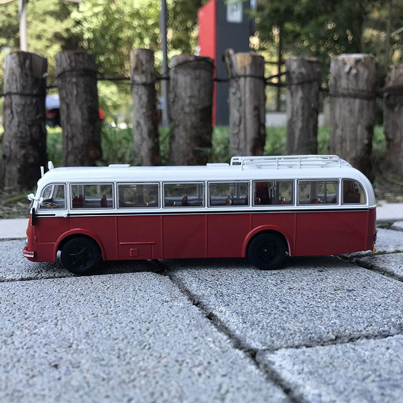 Original factory 1:64 Beijing No. 5 bus model  trailer bus toy model for gift, collection