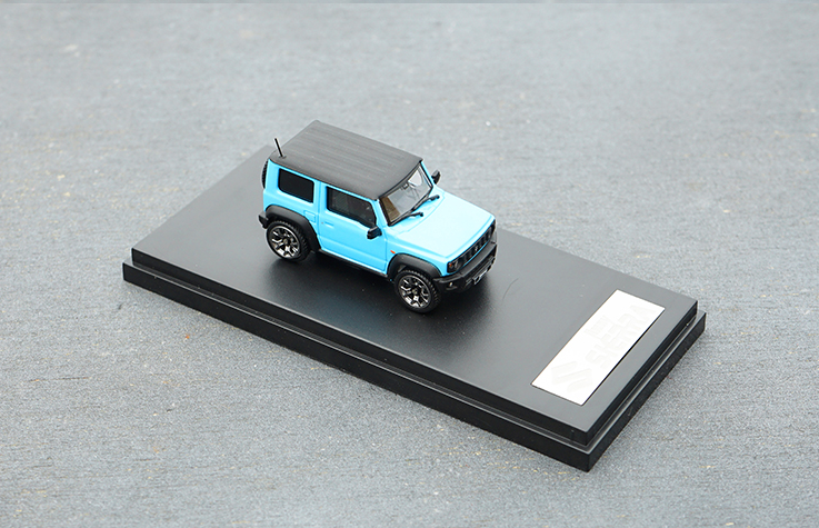 https://www.carmodelfactory.com/cdn/shop/products/SuzukiJimnydiecastsmallscaletoycarmodel_1.png?v=1651828031