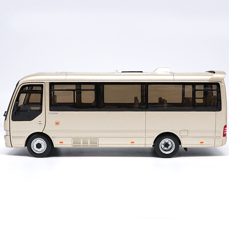 1:32 Scale Diecast Bus Coach Models,yutong Luxury Bus t7 with small gift