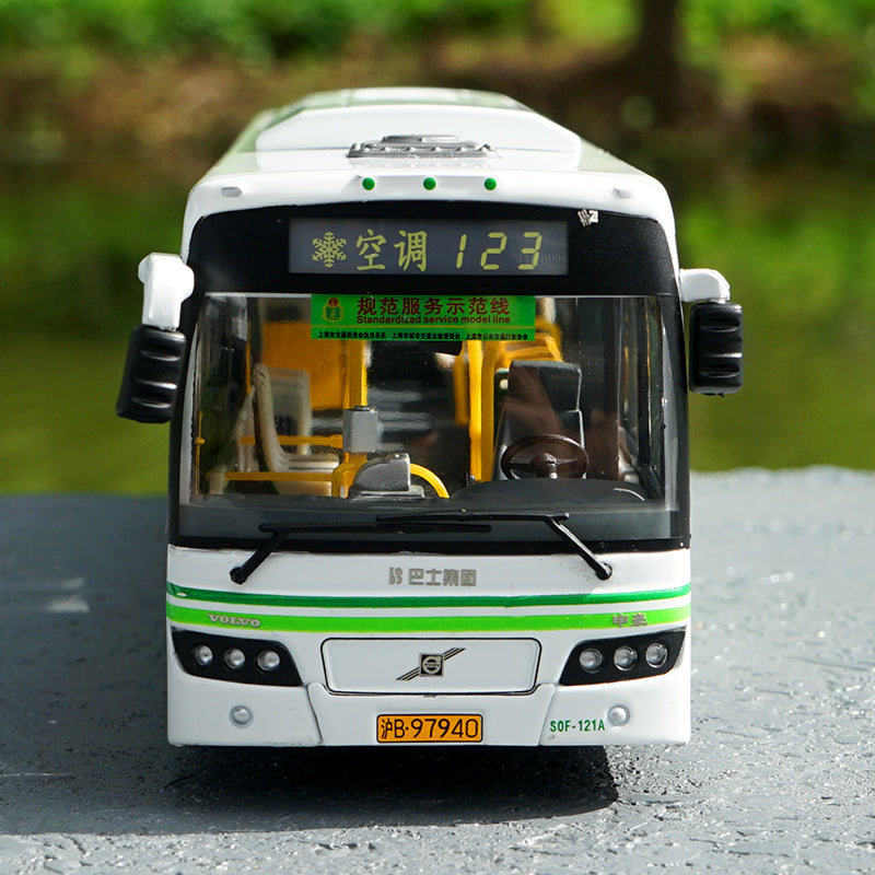 1:64 Volvo zinc alloy bus models