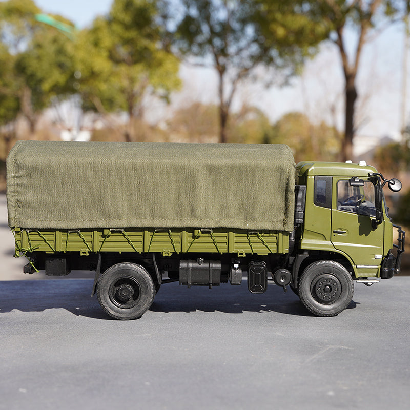 Original factory 1:24 Dongfeng Tianjin diecast military truck vehicle 4*4 model alloy off-road vehicle soldier truck model for gift