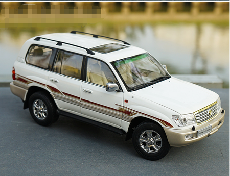 Original factory 1:18 FAW Toyota Cruiser LAND Cruiser LC100 alloy simulation car model for gift