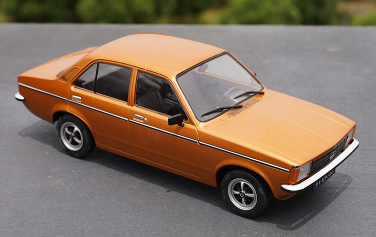 Original 1:18 Triple 9 Opel Kadett C2 diecast classic car model for collection, gift