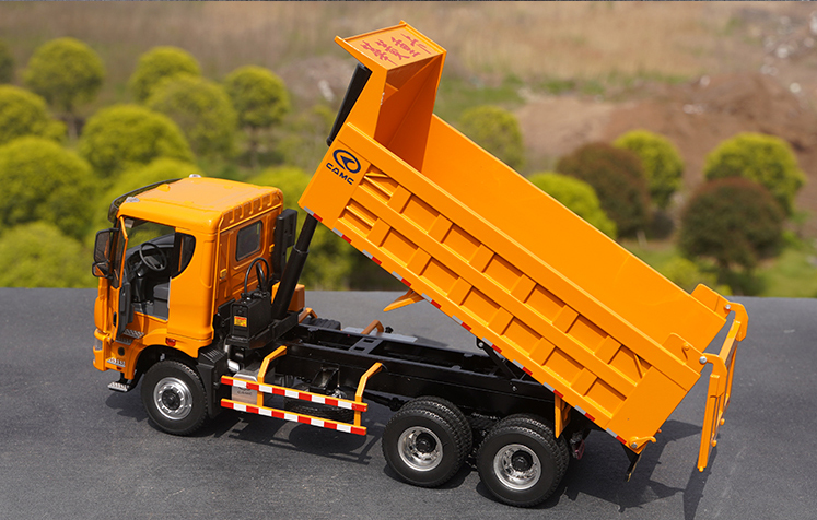 Original factory rare 1:28 Valin Star Kaima diecast dump truck Heavy truck construction truck alloy model for collection