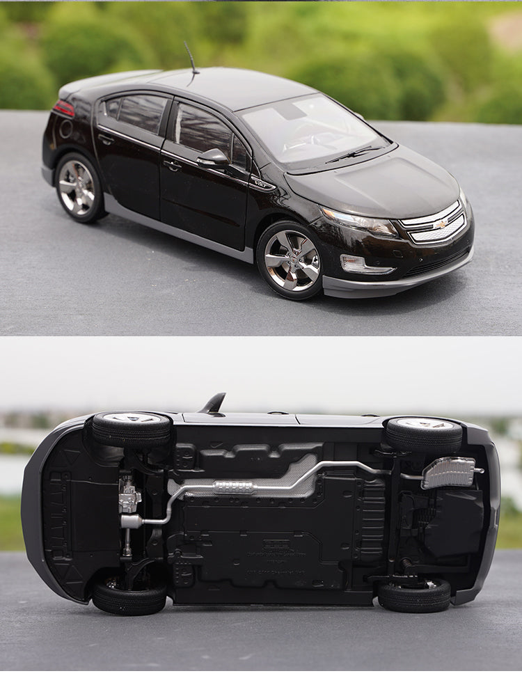 Original 1:18 Chevrolet Volt Volanda diecast pure electric alloy car model for collection, gift