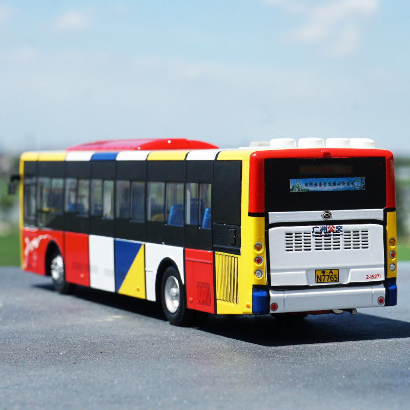 Colorful hot sell 1:42 Yutong ZK6128HG  ZK6125CHEVPG4 diecast bus model with fast shipping