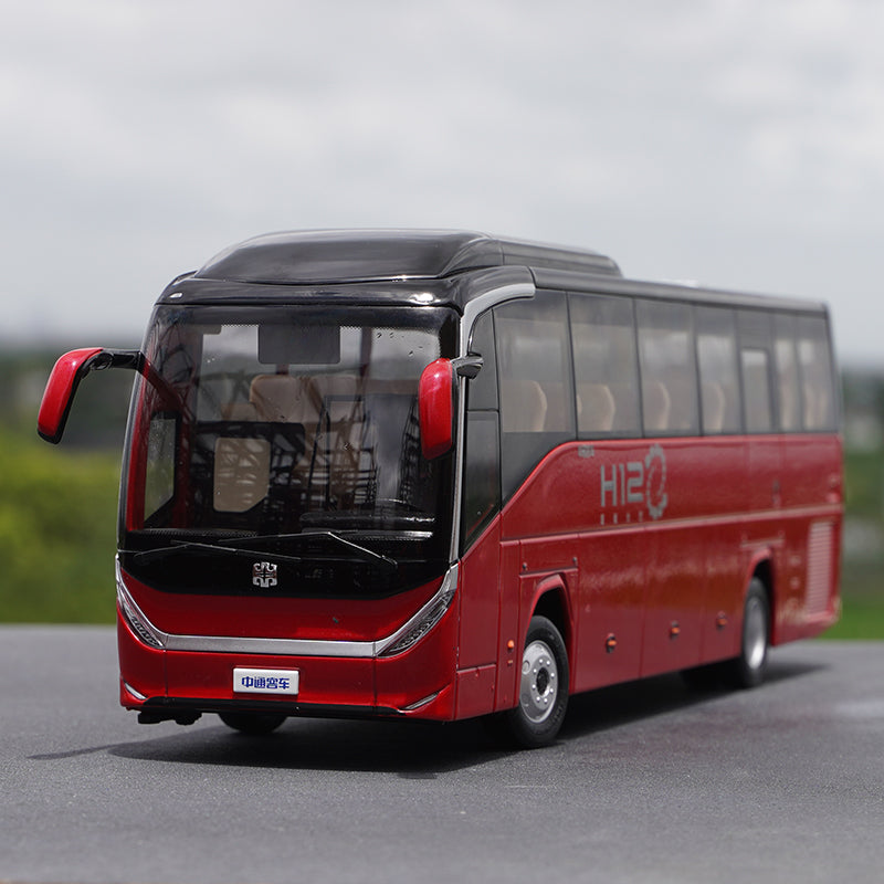 Original factory 1:36 zhongtong super Bus H12 red diecast alloy bus model for gift, collection