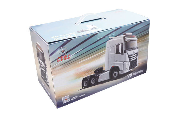 Original factory 1:24 dayun V9 Diecast heavy truck tractor model alloy transport engineering car model for gift, collection