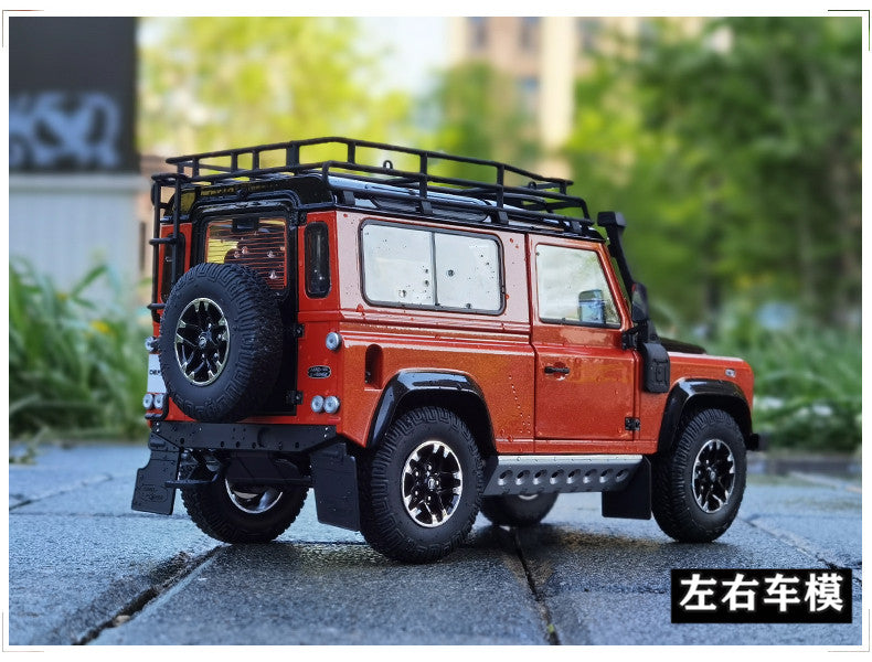 Original factory authentic 1:18 Kyosho Land Rover Defender 90 Short Axle Edition diecast SUV car model for collection,gift