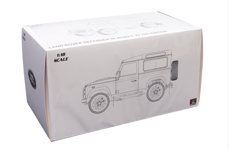 1:18 LCD Land Rover Defender 90 Works V8 70th Edition diecast alloy toy scale car model for gift, collection