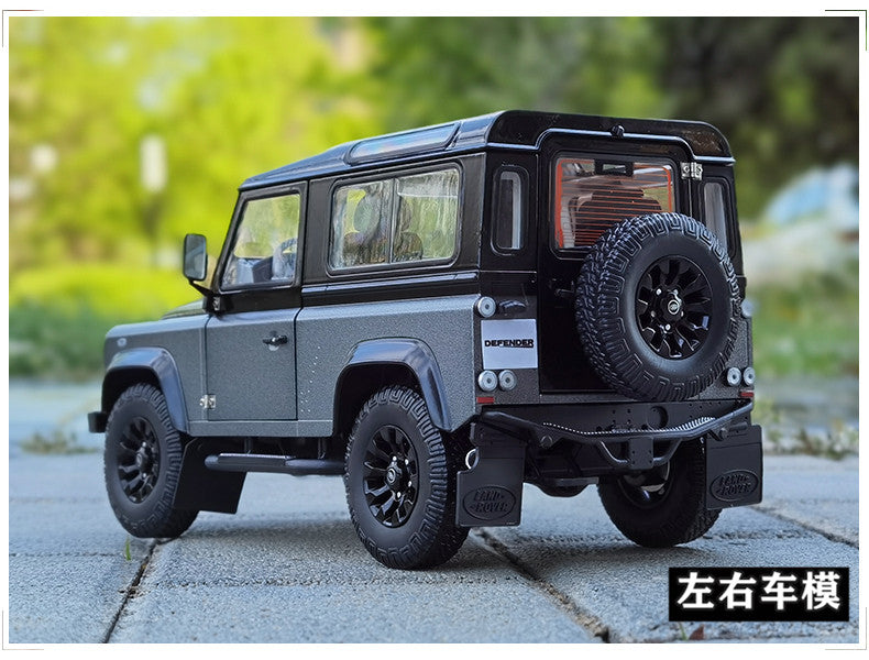 Original factory authentic 1:18 Kyosho Land Rover Defender 90 Short Axle Edition diecast SUV car model for collection,gift