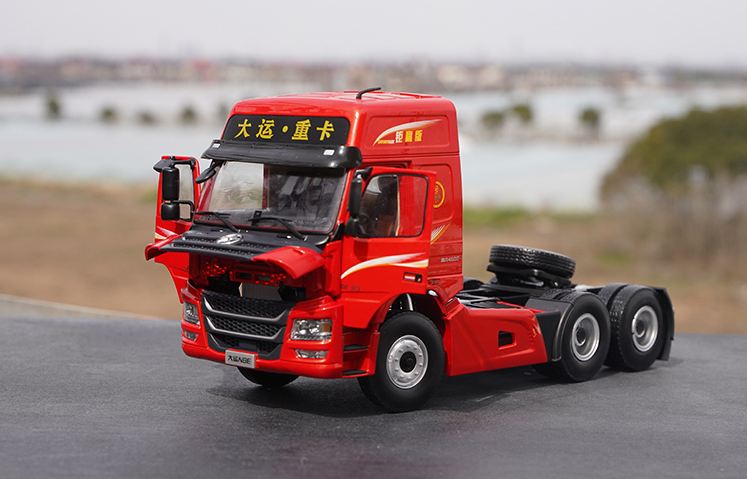 Original factory Diecast 1:24 alloy engineering truck model diecast Dayun N8E tractor model for promotional gift