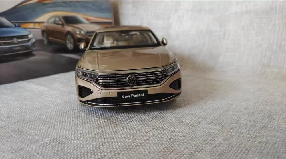 1:18 Volkswagen VW new passat diecast gold scale car model for collection