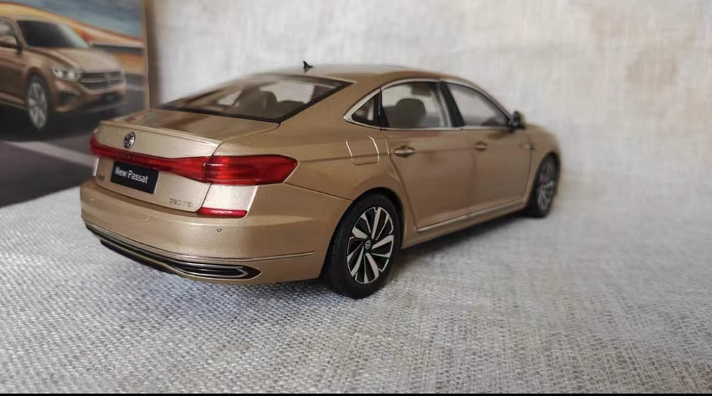 1:18 Volkswagen VW new passat diecast gold scale car model for collection